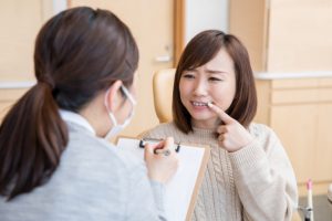 大人のすきっ歯矯正、今からでも遅くない？見た目と健康への影響とは