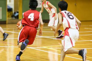 小児矯正で気になる痛みと学校・部活動への影響とは