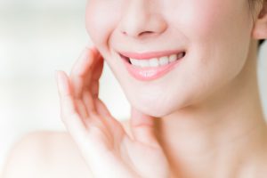 矯正終了後の歯並びを守る！保定装置と定期メンテナンスの必要性